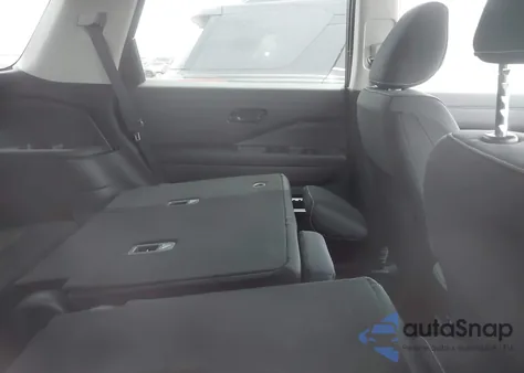 2025 Nissan Pathfinder Sv 4Wd z USA, uszkodzony, nr VIN 5N1DR3BCXSC257650